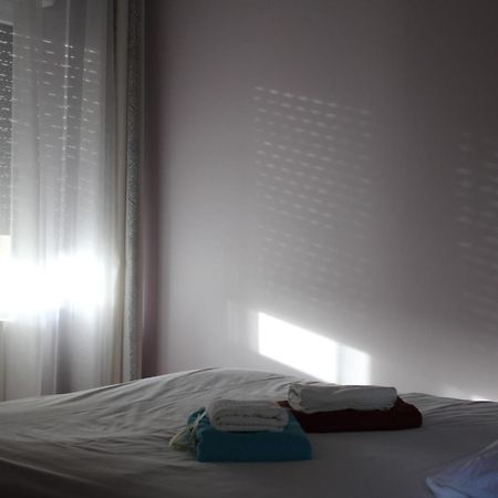 Aa13 - Le Victor Hugo - Sejour D'Exception Dans Un Appartement Historique Ault Bagian luar foto